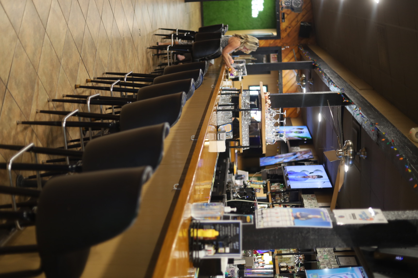 Shots Bar & Grille bar counter in Farmington Hills